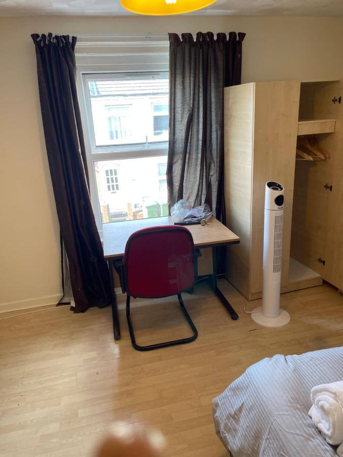 Blackberry Rooms Self-Catering Southampton Eksteriør billede
